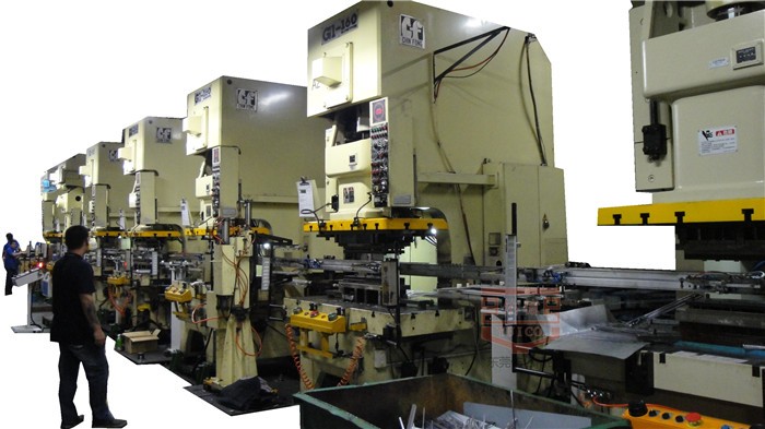 多機(jī)聯(lián)線(xiàn)連桿式機(jī)械手如何提高沖壓生產(chǎn)效率與產(chǎn)品質(zhì)量？