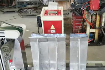 新款200GO二合一 NC送料機(jī)、輸送帶、疊料臺